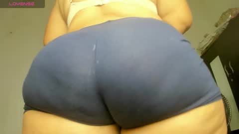 Snapshot of pervertt_mommy chatting on October 9, 9:24 pm  Alexandra  online show from October 9, 9:24 pm