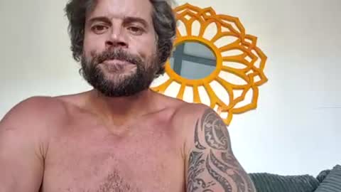 Snapshot of pete_le_meat chatting on June 21, 6:32 pm pete_le_meat online show from June 21, 6:32 pm