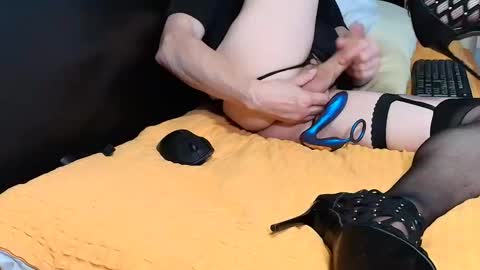 peter196888 online show from September 13, 10:42 pm