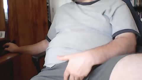 Snapshot of peter40770 chatting on June 24, 2:27 pm peter40770 online show from June 24, 2:27 pm