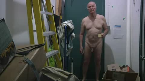 Snapshot of peter4443 chatting on July 1, 9:55 am peter4443 online show from July 1, 9:55 am