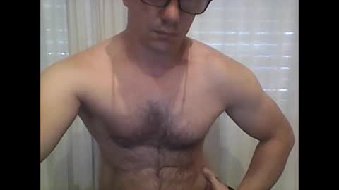 Snapshot of peter_7776 chatting on February 24, 8:14 pm peter online show from February 24, 8:14 pm