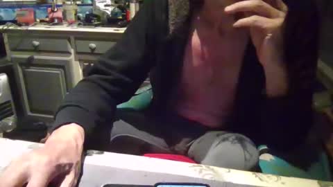 Snapshot of peter_on_kik chatting on November 16, 5:02 am make me cum in pvt dutch german daddy c2c bigcock online show from November 16, 5:02 am