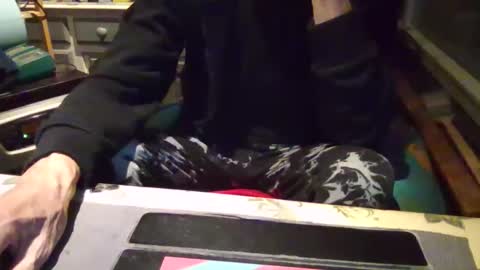 Snapshot of peter_on_kik chatting on January 18, 5:33 am make me cum in pvt dutch german daddy c2c bigcock online show from January 18, 5:33 am