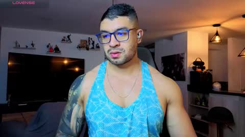 Snapshot of peterjack7 chatting on February 19, 12:50 am Peter Jack online show from February 19, 12:50 am