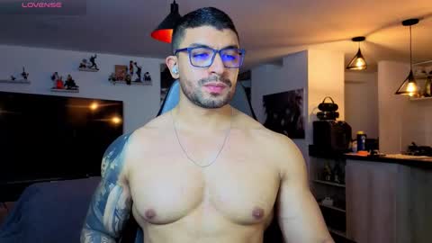 Snapshot of peterjack7 chatting on February 27, 2:22 am Peter Jack online show from February 27, 2:22 am