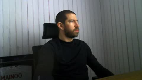 Snapshot of petitcoquin91 chatting on February 6, 1:54 pm Paco online show from February 6, 1:54 pm