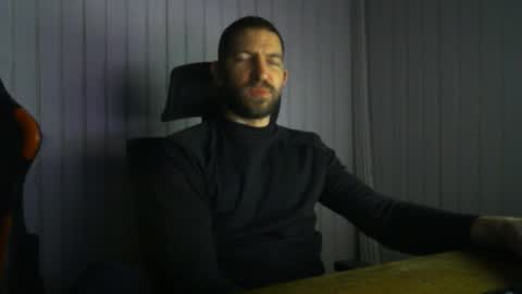 Snapshot of petitcoquin91 chatting on February 13, 9:44 pm Paco online show from February 13, 9:44 pm