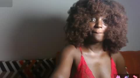 Snapshot of petite_asshley1 chatting on June 9, 3:07 am Ashley online show from June 9, 3:07 am