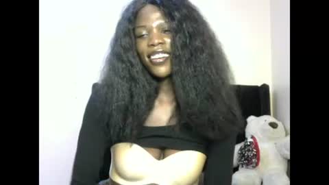 Snapshot of petite_lavi2 chatting on February 23, 12:08 am petite_lavi2 online show from February 23, 12:08 am