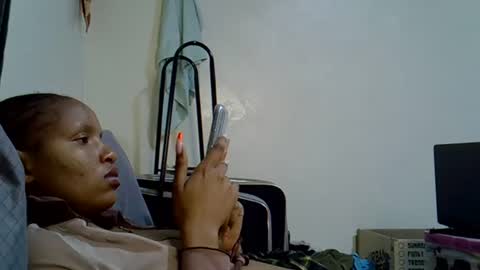 petite_melinda online show from June 21, 4:26 am