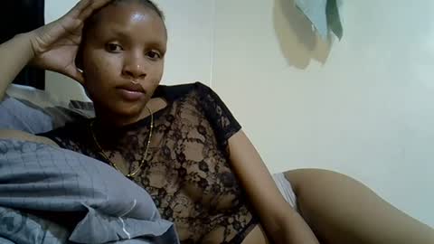 petite_melinda online show from July 2, 1:05 am