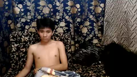 cute vir online show from June 24, 4:44 am