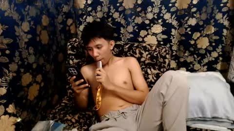 cute vir online show from July 3, 6:53 am