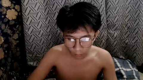 cute vir online show from July 25, 12:03 pm