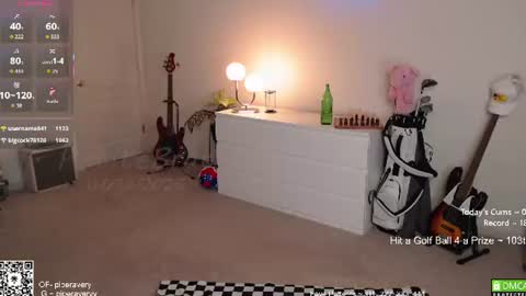 PiperAvery online show from July 14, 1:19 am