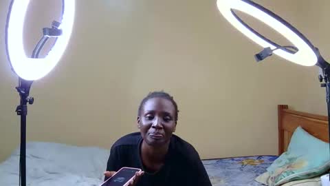 Snapshot of petitekittyy chatting on March 1, 7:38 pm Kitty online show from March 1, 7:38 pm