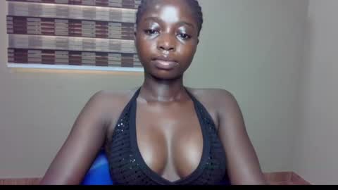 petitexxebony online show from May 28, 3:09 pm