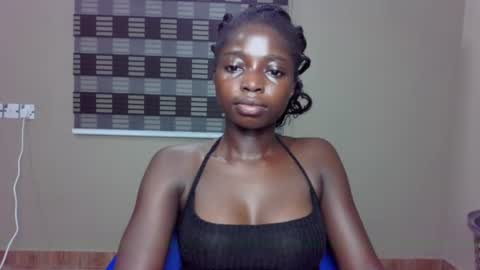 petitexxebony online show from July 1, 7:46 pm