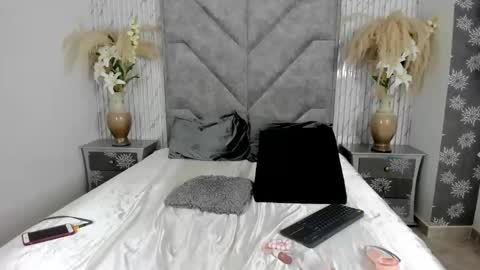 Snapshot of peytonroses chatting on May 13, 7:00 pm Peyton online show from May 13, 7:00 pm