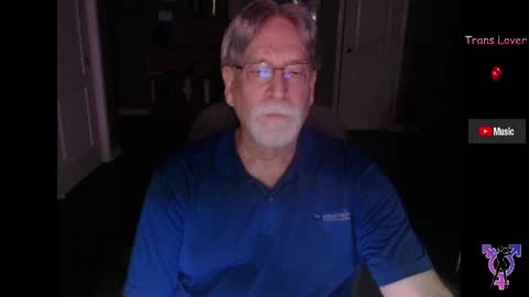 Snapshot of pghk2000 chatting on April 26, 4:54 am George online show from April 26, 4:54 am