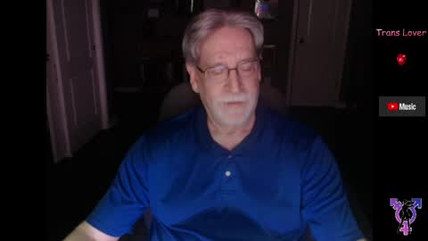 Snapshot of pghk2000 chatting on May 10, 4:28 am George online show from May 10, 4:28 am