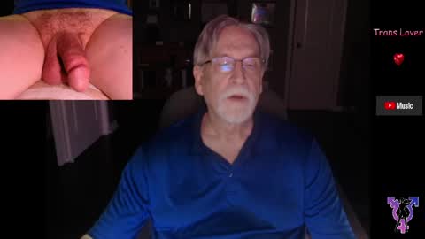 Snapshot of pghk2000 chatting on June 8, 5:08 am George online show from June 8, 5:08 am