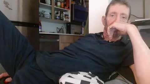 Snapshot of pgrower chatting on January 18, 5:33 am pgrower online show from January 18, 5:33 am