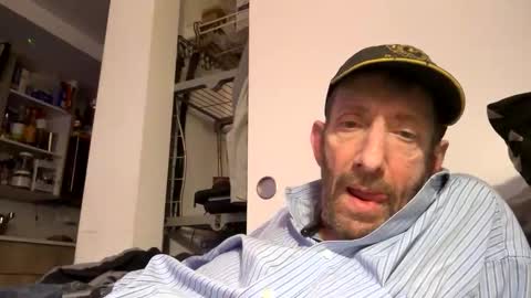 Snapshot of pgrower chatting on February 6, 11:24 am pgrower online show from February 6, 11:24 am