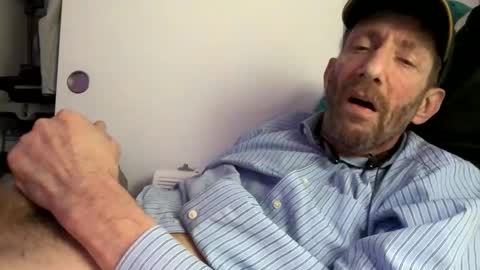 Snapshot of pgrower chatting on February 7, 12:53 pm pgrower online show from February 7, 12:53 pm