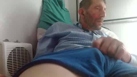 Snapshot of pgrower chatting on February 8, 12:19 pm pgrower online show from February 8, 12:19 pm