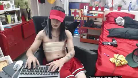 Snapshot of pgunpewpew chatting on May 16, 1:02 am BunnyBulk online show from May 16, 1:02 am