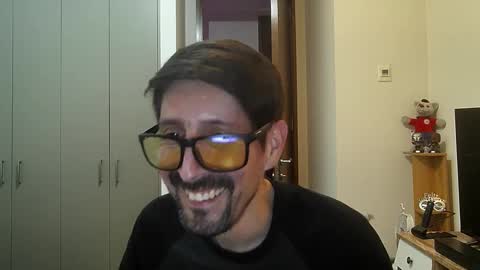 Snapshot of phanch0 chatting on November 11, 2:22 am PANCHO online show from November 11, 2:22 am