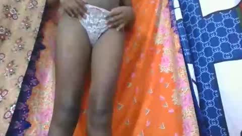 phania185885 online show from March 23, 5:50 pm