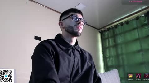 phantom_bigger1 online show from April 17, 8:56 pm