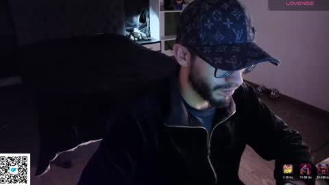 phantom_bigger1 online show from May 15, 3:02 am
