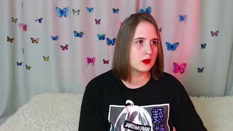 Snapshot of phantommira chatting on December 24, 7:33 pm phantommira online show from December 24, 7:33 pm