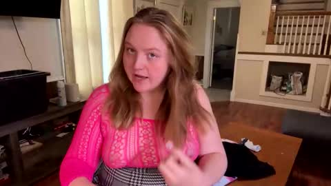 PhatAssBlond online show from January 7, 5:04 pm