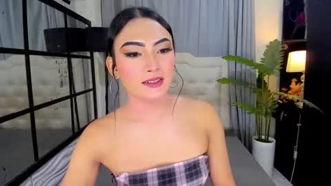 phenomenal_ivy online show from July 13, 12:08 pm