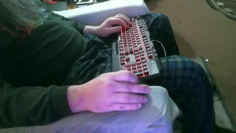 Snapshot of phiish chatting on March 29, 1:00 pm tony bilogna online show from March 29, 1:00 pm