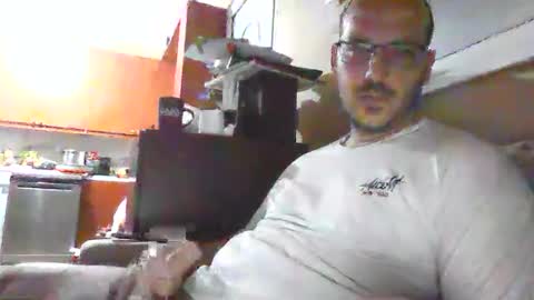 Snapshot of philipgreece chatting on February 23, 6:38 pm philipgreece online show from February 23, 6:38 pm