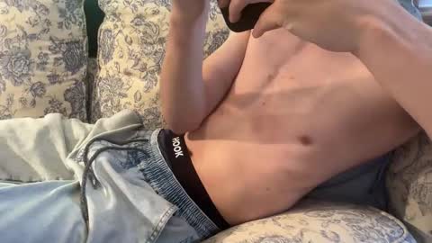 Snapshot of philipperyan18 chatting on September 19, 5:02 pm Pitaylol online show from September 19, 5:02 pm