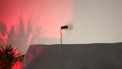 Snapshot of phillip_brownn chatting on April 5, 12:41 am PHILLIP online show from April 5, 12:41 am