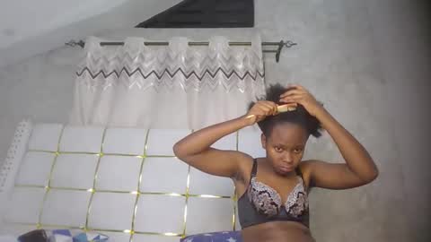 phoebe online show from March 1, 6:54 pm