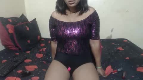 Snapshot of phoenixcandy chatting on September 13, 8:52 pm phoenixcandy online show from September 13, 8:52 pm