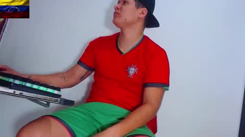 AdnierGnz online show from March 9, 12:31 pm