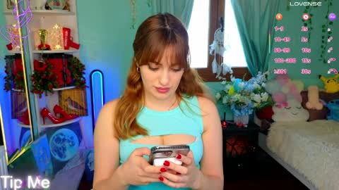 Snapshot of phoenixlunar chatting on March 26, 7:58 am Selena online show from March 26, 7:58 am