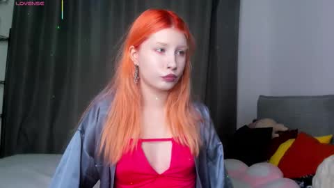 Snapshot of phoenixvale chatting on December 16, 3:06 pm Phoenixvale Pls follow me online show from December 16, 3:06 pm