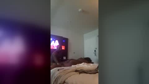 phoenixwap online show from August 3, 4:33 am