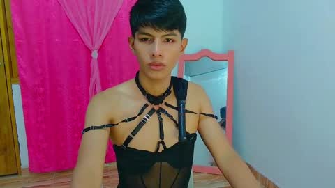phuwin online show from May 14, 4:30 am